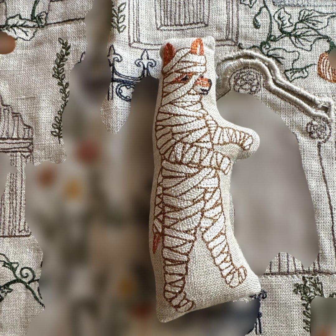 Coral & Tusk Halloweenハロウィン　ポケットクッションカバー