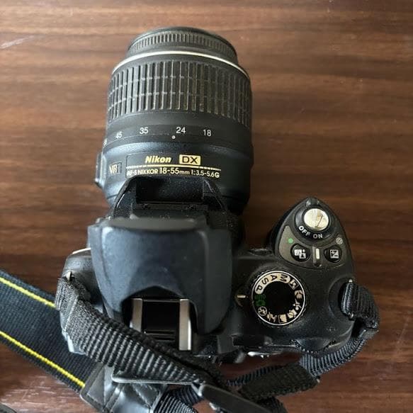 デジタルカメラ Nikon D60 AF-S 18-55mm VR Nikon SB-26