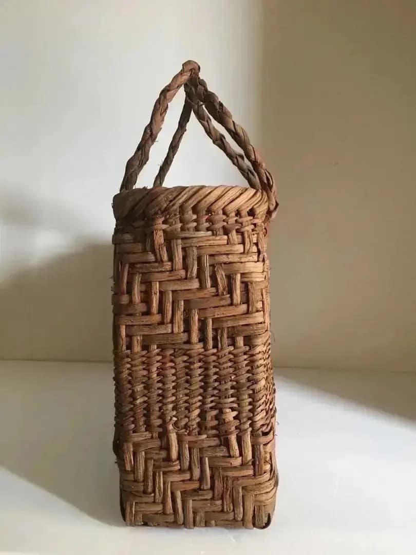 津軽の伝統工芸品 迫力の自然美 山葡萄 籠バック(大) 津軽の手仕事