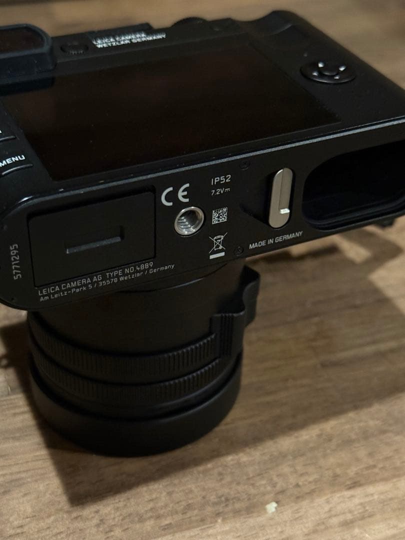 Leica Q2 Monochrom コンパクトデジタルカメラ