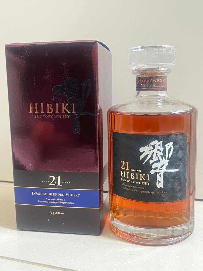 Hibiki 21年 サントリーウイスキー 700ml 箱付