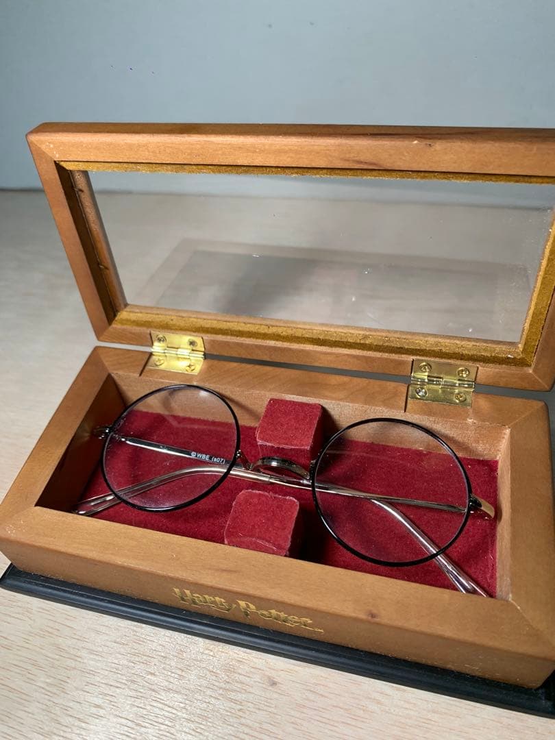 レア　ハリーポッター ハリー愛用眼鏡 プロップレプリカノーブルコレクション　レア