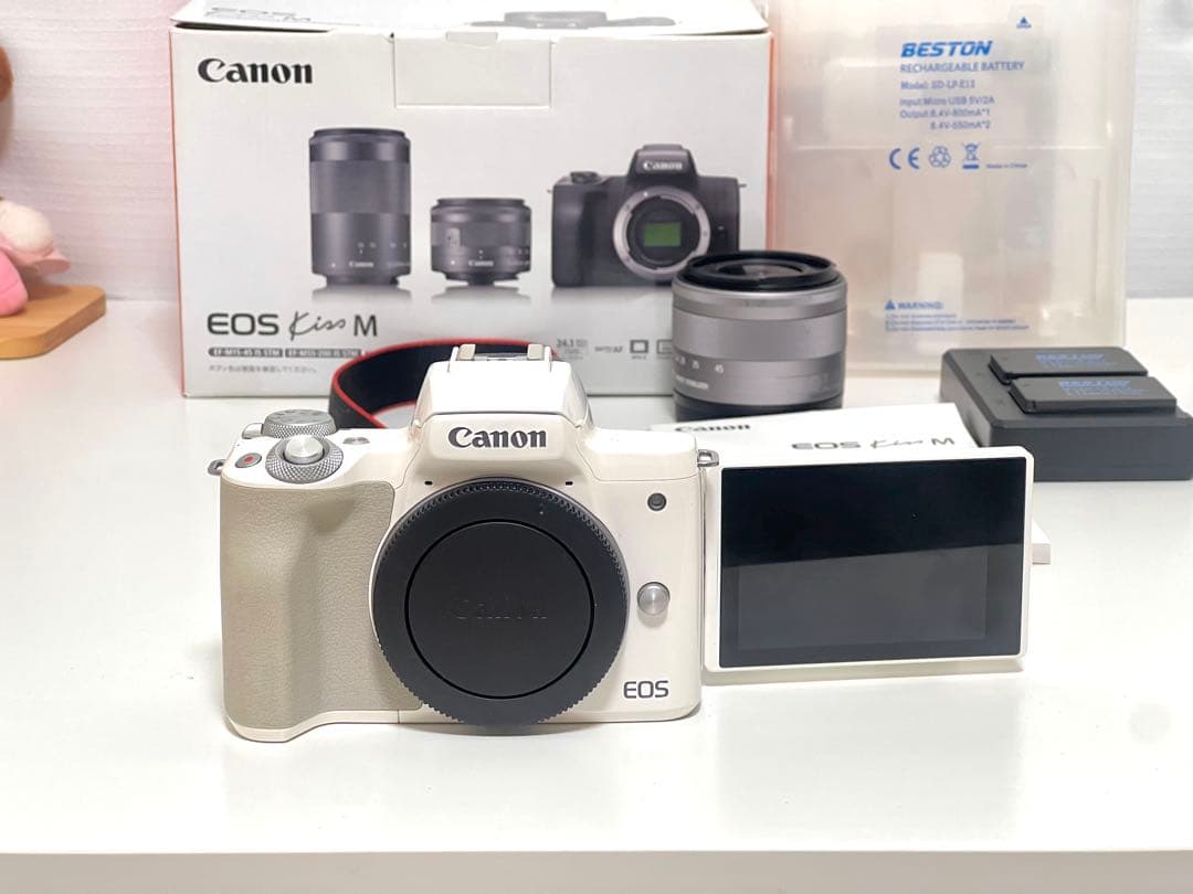 Canon EOS Kiss M ホワイト 本体