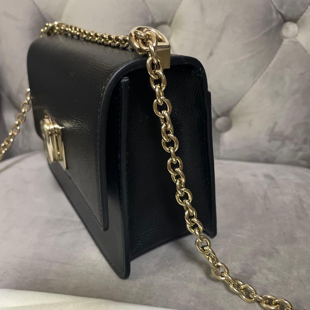【新品未使用】FURLA フルラ　ショルダーバッグ　黒　ブラック　チェーン　本革