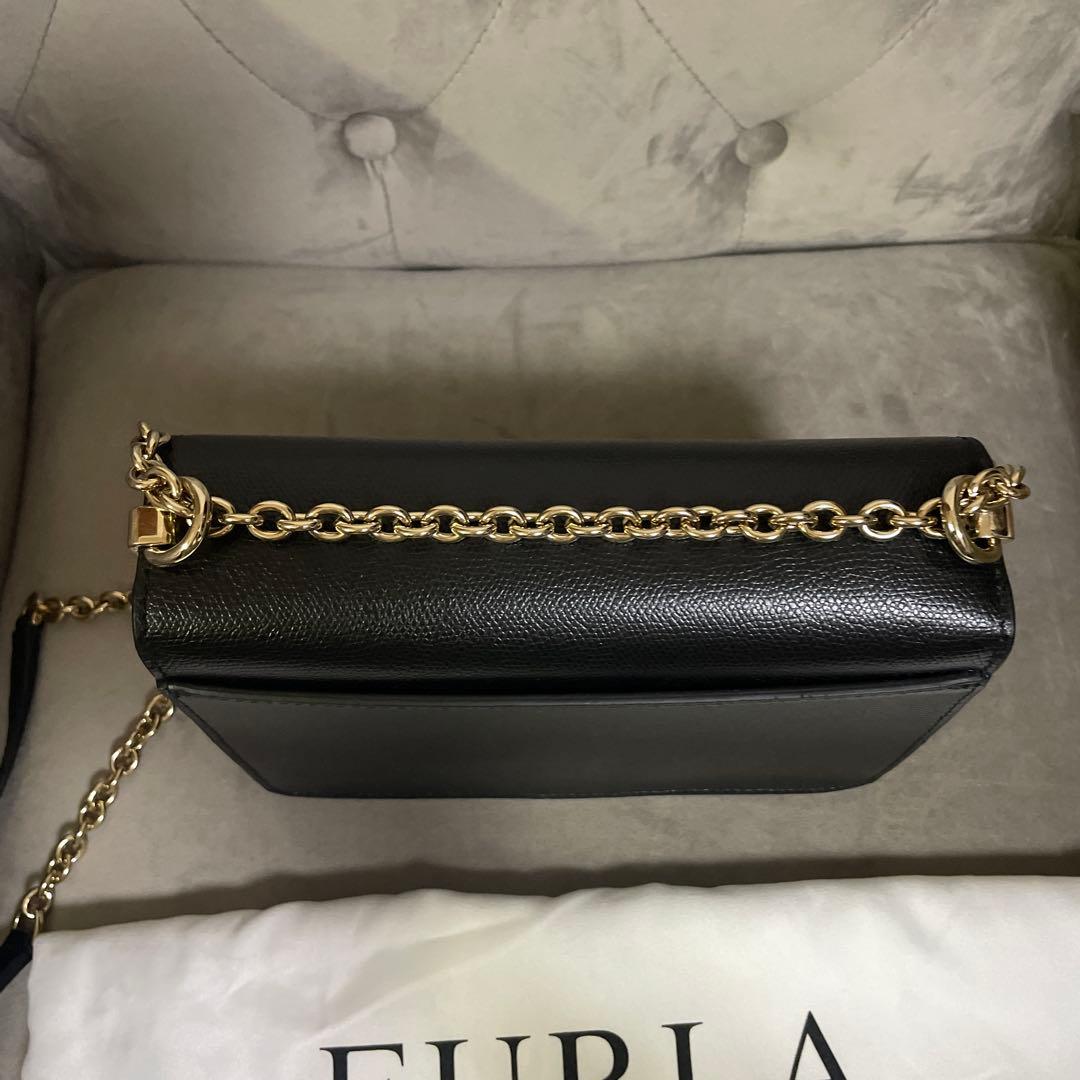 【新品未使用】FURLA フルラ　ショルダーバッグ　黒　ブラック　チェーン　本革