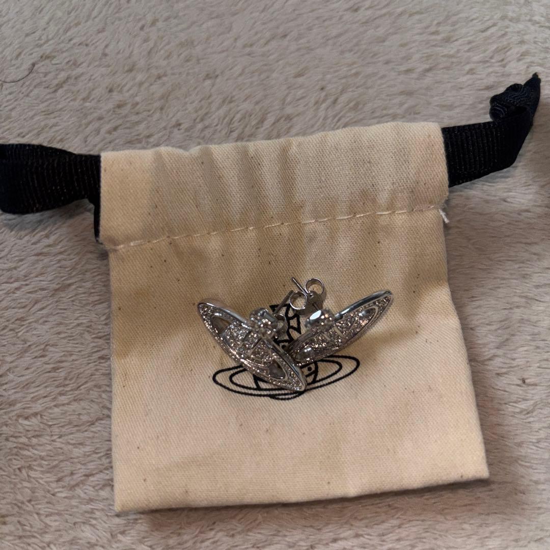 【片耳】Vivienne Westwood ピアス