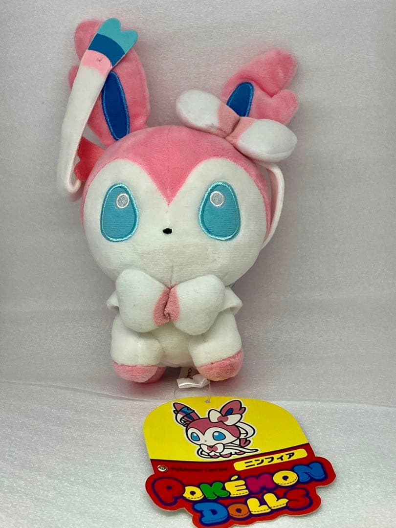 ポケモンセンター　ポケモンドールズ イーブイフレンズ　シャワーズ　ニンフィア