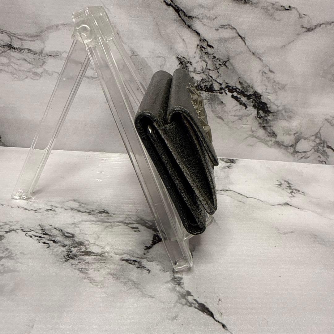 (美品)大人気、ジミーチュウ、折財布、3つ折、オールレザー、スタッズ、メタリック