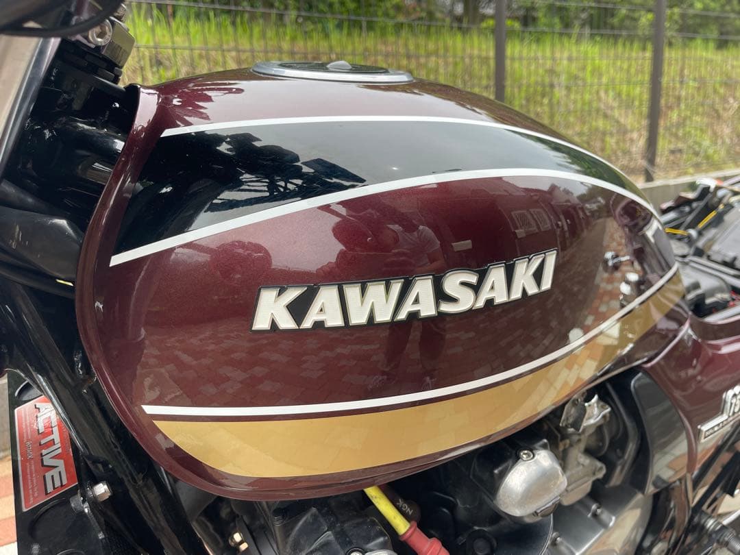 ゼファー750 KAWASAKI 玉虫マルーンカラー 外装