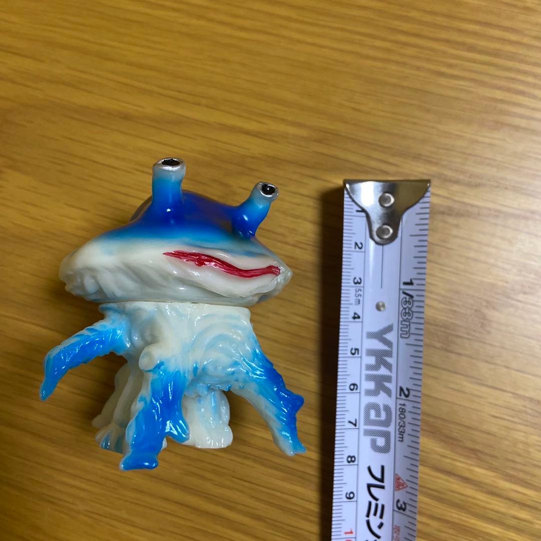 ヤモマーク プニゴン 乳白成型 ソフビ 5438