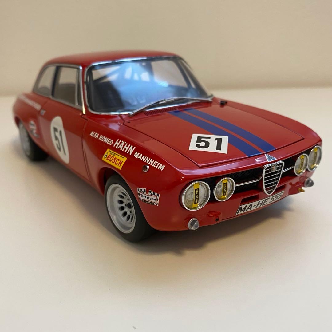 オートアート 1/18 アルファロメオ ジュリア