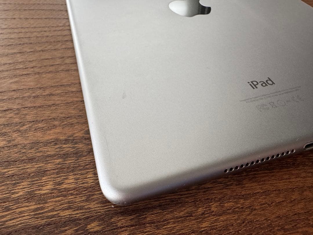 iPad Air2 MGTX2J/A 128GBシルバー 本体のみ