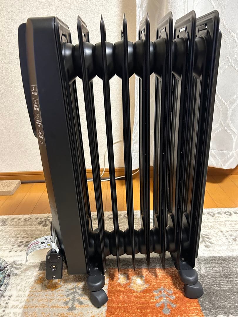 Delonghi オイルヒーター ブラック KHD410812-PB