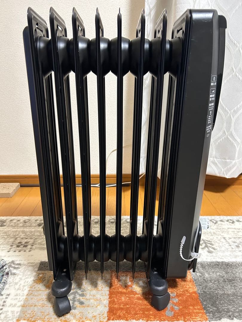 Delonghi オイルヒーター ブラック KHD410812-PB