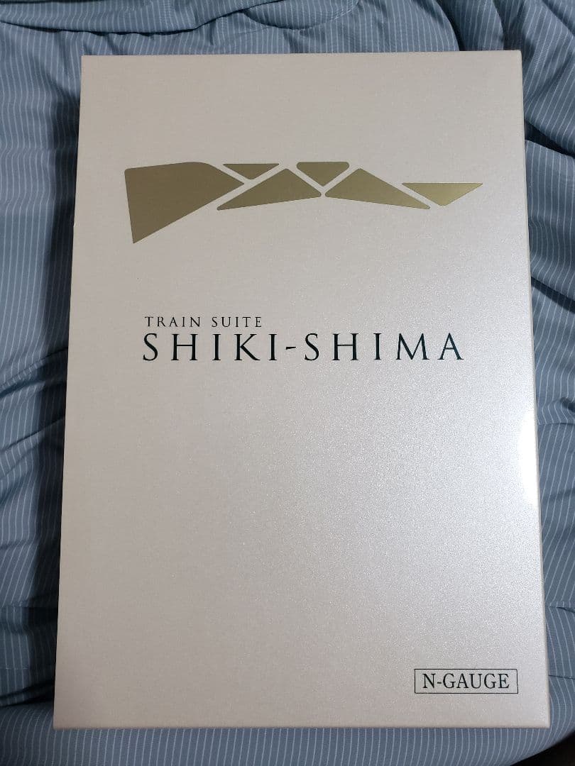 岡*大様 KATO 10-1447 E001系 四季島 室内灯付
