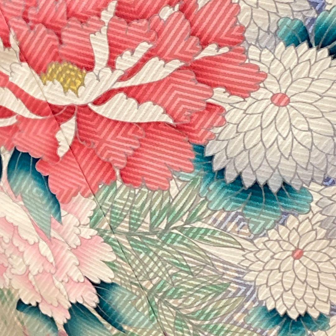 ［9772］振袖 4点セット 牡丹草花 逸品 白 成人式 卒業式 正絹 着物 袷