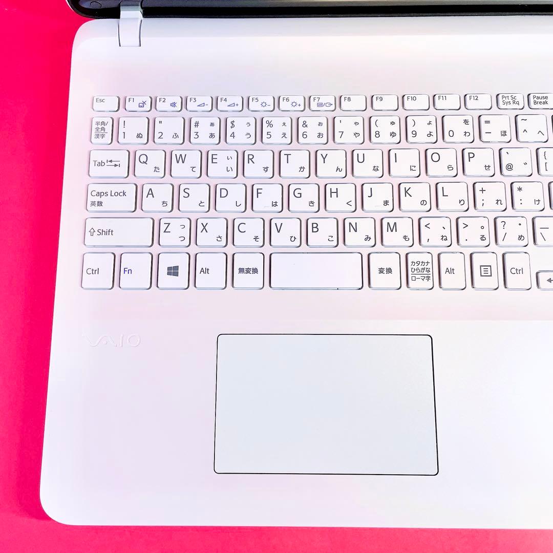 たっぷり大容量1TB❣️大人気VAIO薄型ノートパソコン✨️おしゃれ白✨️カメラ付き