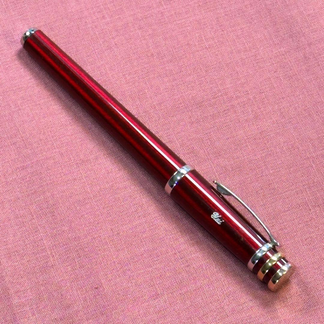 カルティエ万年筆　トリニティ・ドゥ・カルティエ