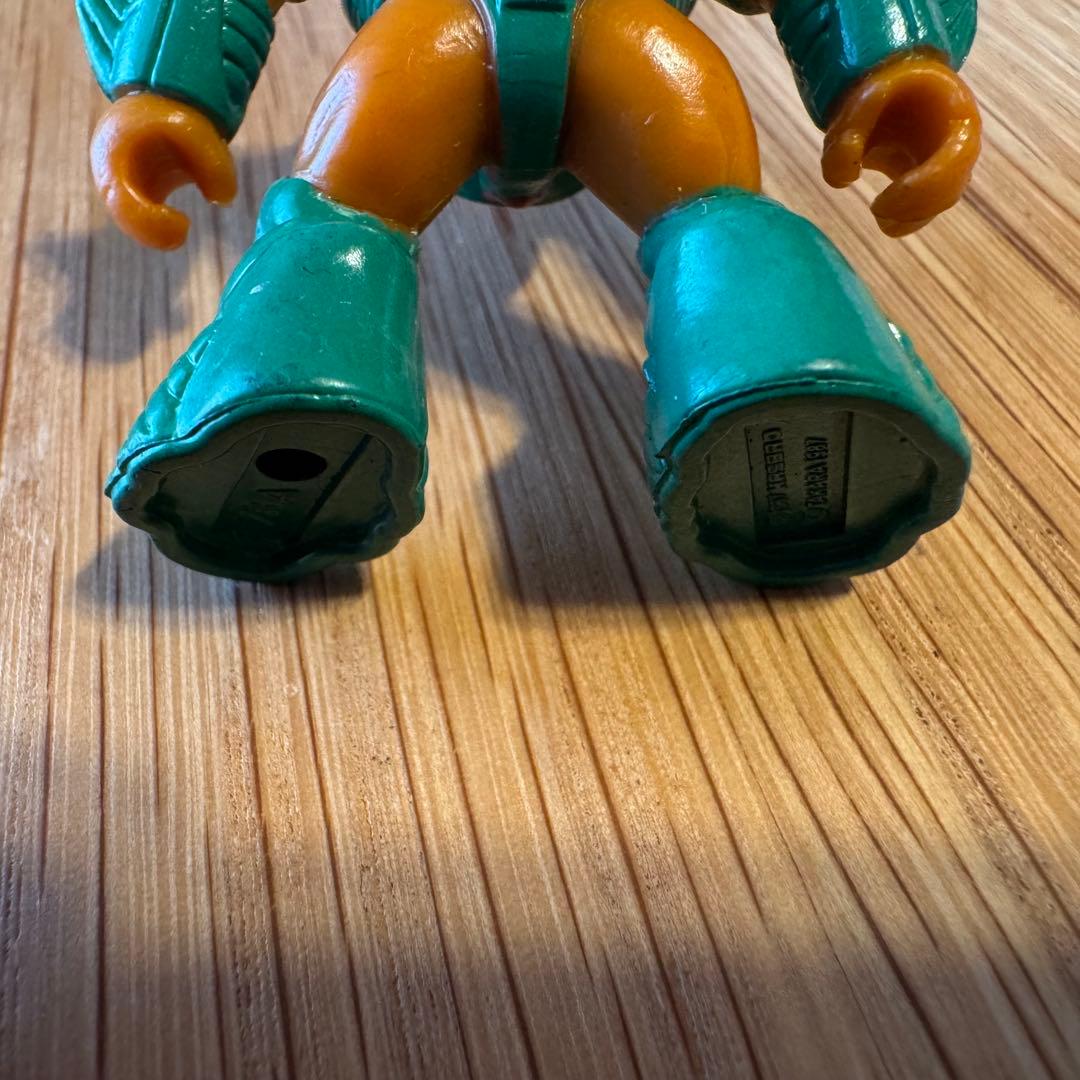 ビーストフォーマー　レーザービースト　78 海上攻撃隊長　スパークシャーク