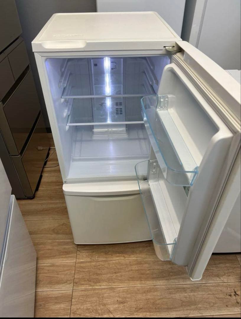 【土日のみ半額】Panasonic 冷蔵庫 ホワイト 右開き（2020年製）