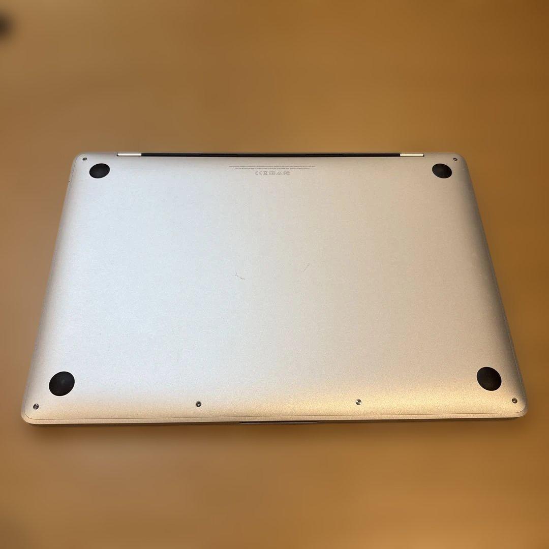 【充放電31回・超美品】MacBook Pro 13インチ 2017 シルバー