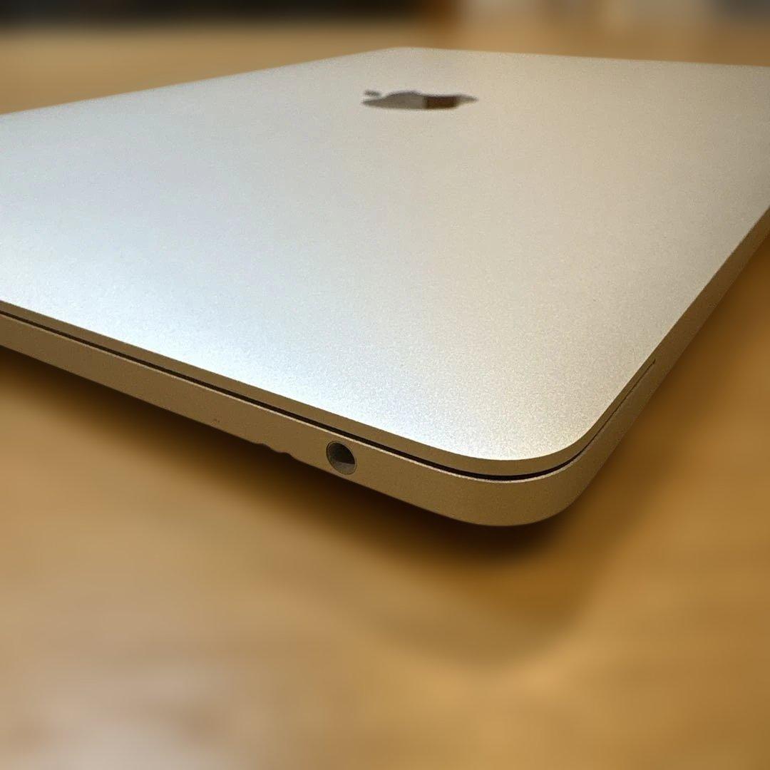 【充放電31回・超美品】MacBook Pro 13インチ 2017 シルバー