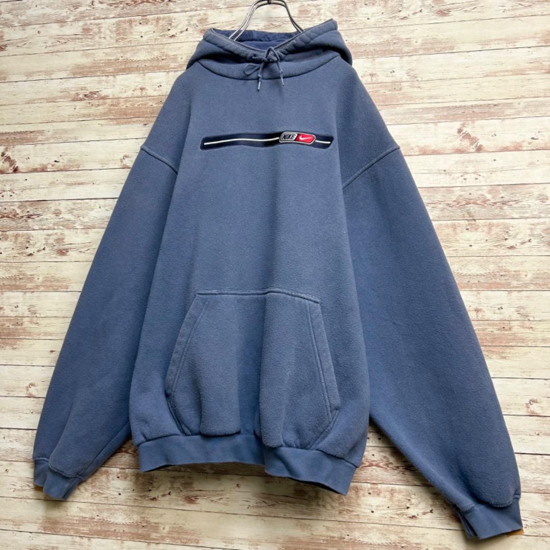 【00s NIKE】人気デザイン!!　刺繍　センターロゴ　Lサイズ　パーカー