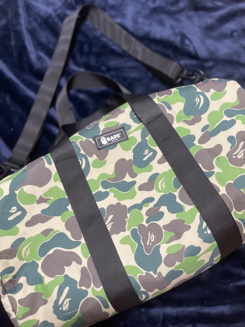 旅行かばん・小分けバッグ BAPE DUFFLE BAG
