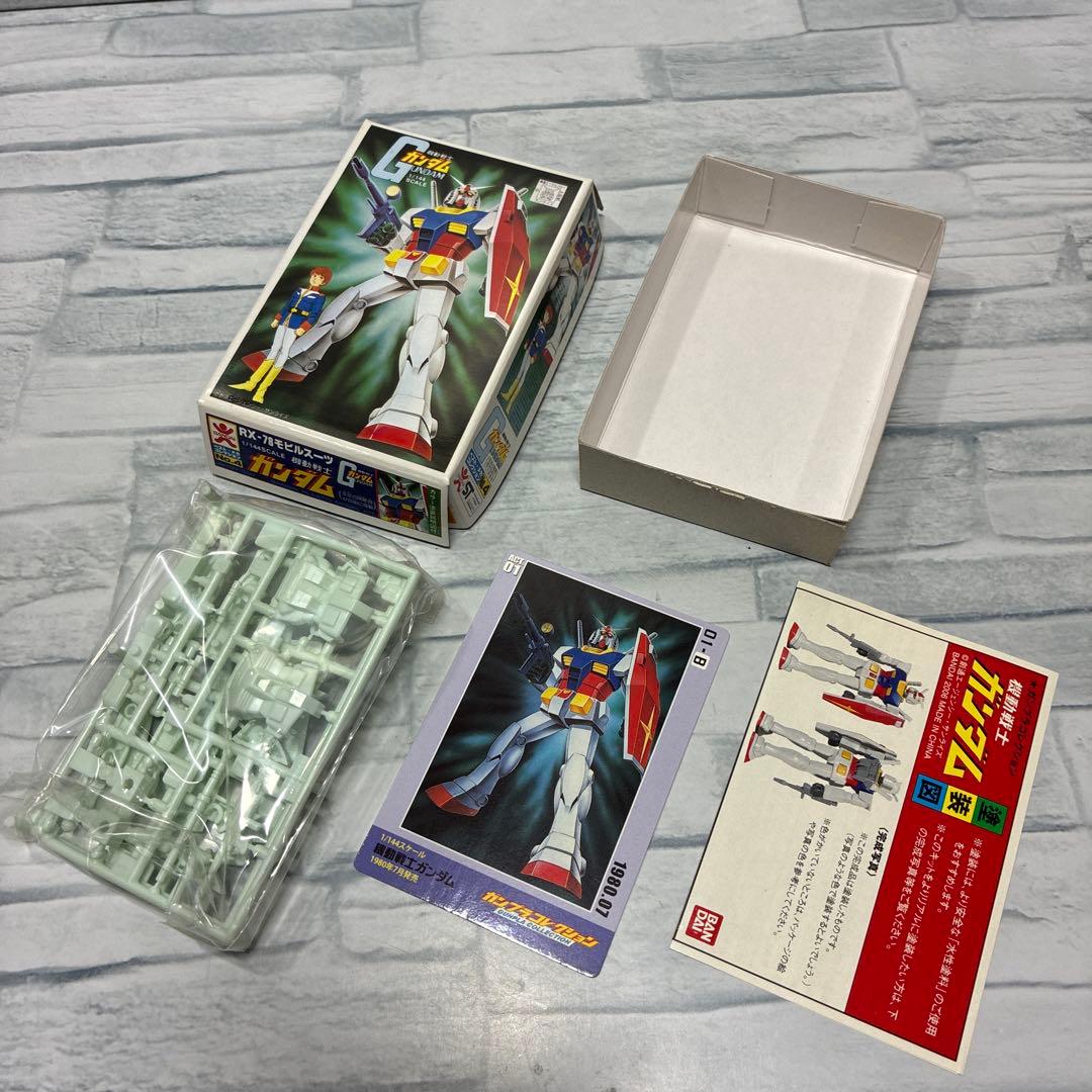 1/144バンダイ ガンダム プラモデル 旧キット バンザイマーク カード