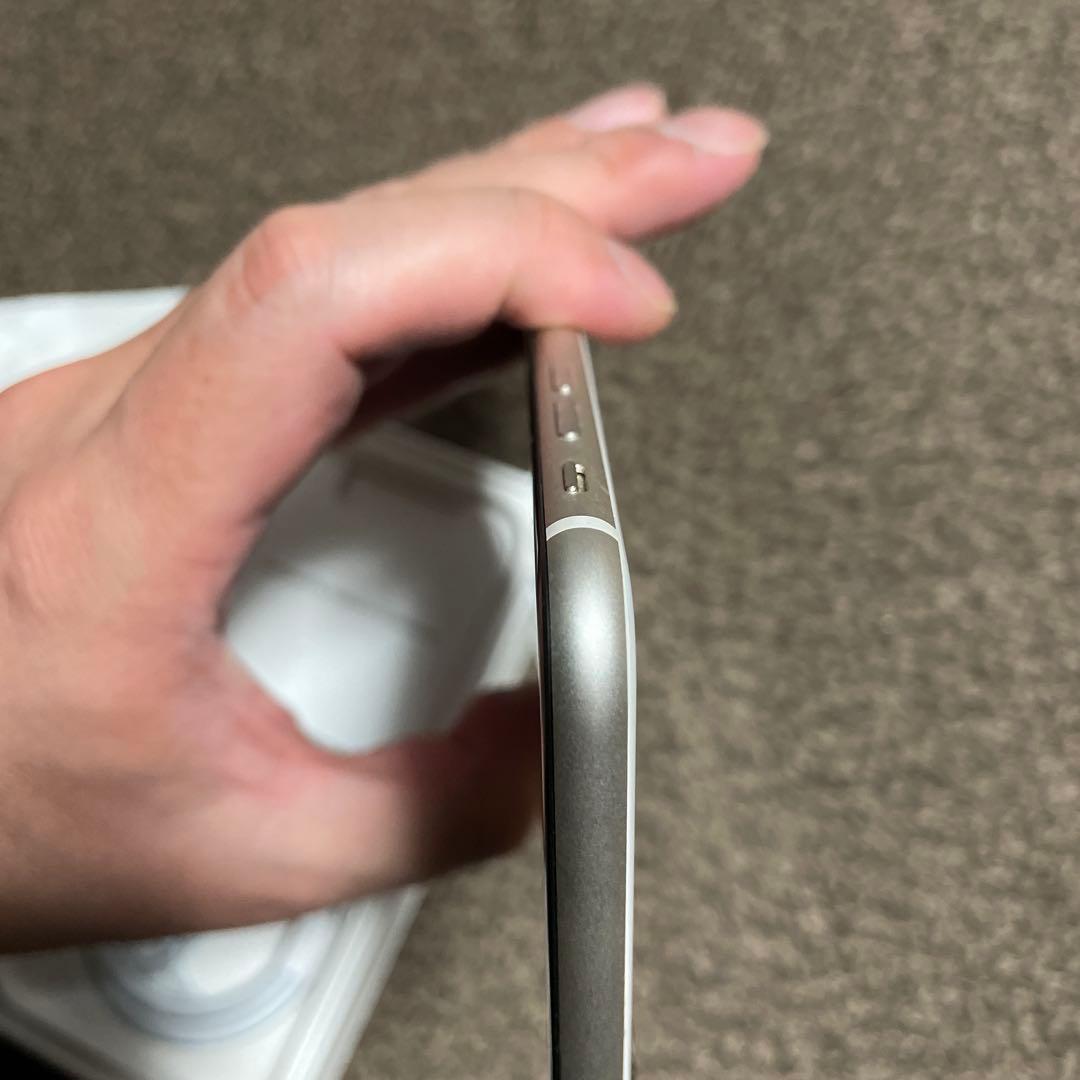 iPhone SE (第3世代) 128GB 箱あり、充電ケーブル未使用