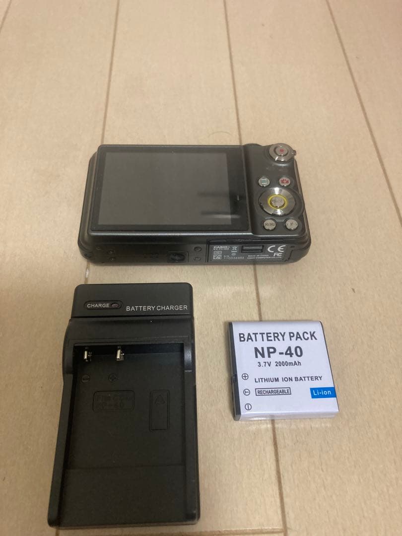 EXILIM EX-FC100 コンパクトデジタルカメラ　動作確認済み