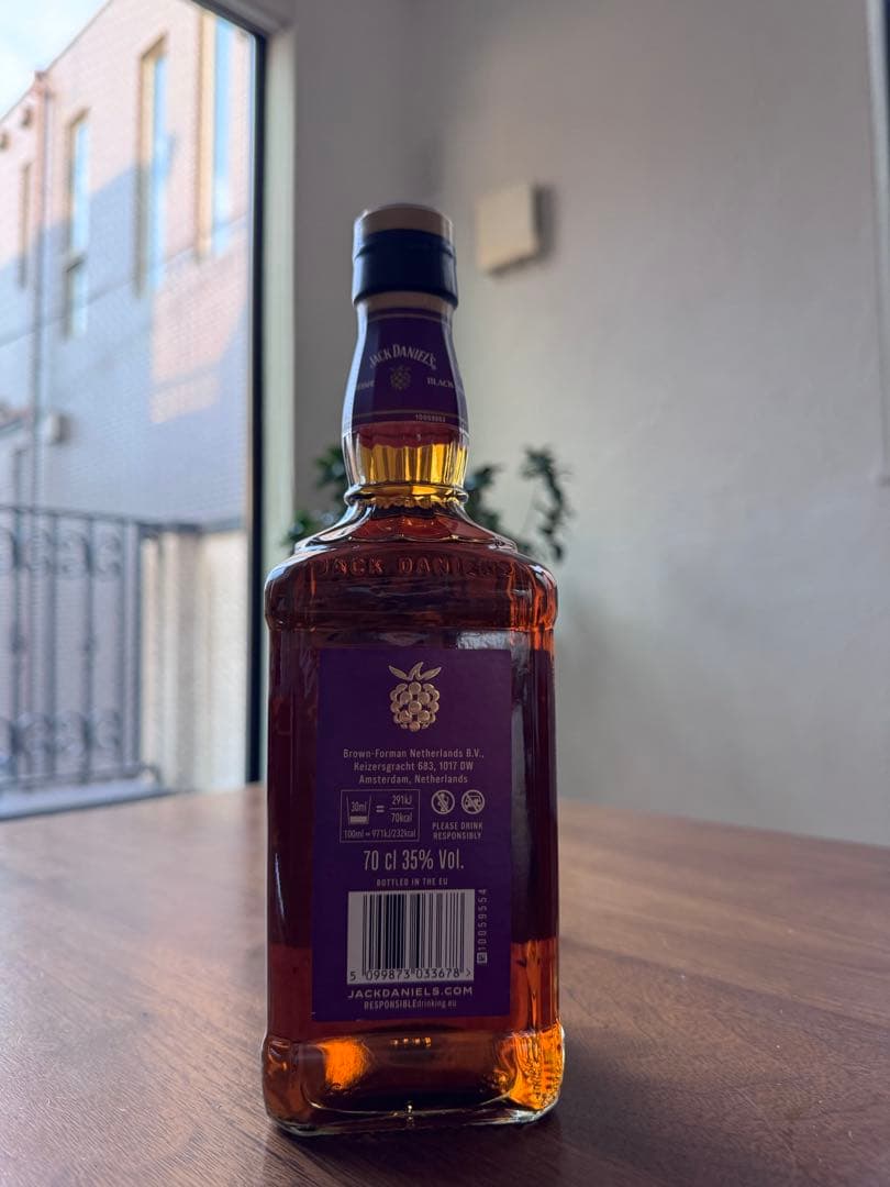 日本未発売ジャックダニエル　ブラックベリー　700ml