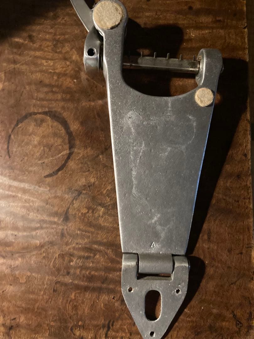 Bigsby B6 ビブラートユニット　テールピース