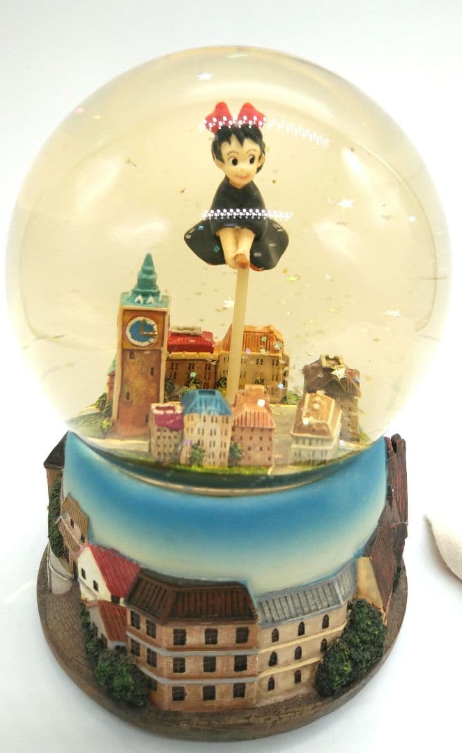 魔女の宅急便 ウォーターボール スノードーム　キキ　コリコの町並み