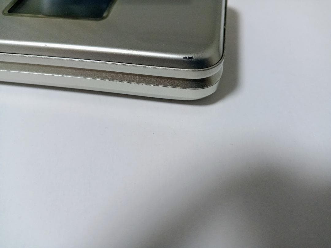 ☆ au かんたんケータイ ライト KYF43 シャンパンゴールド