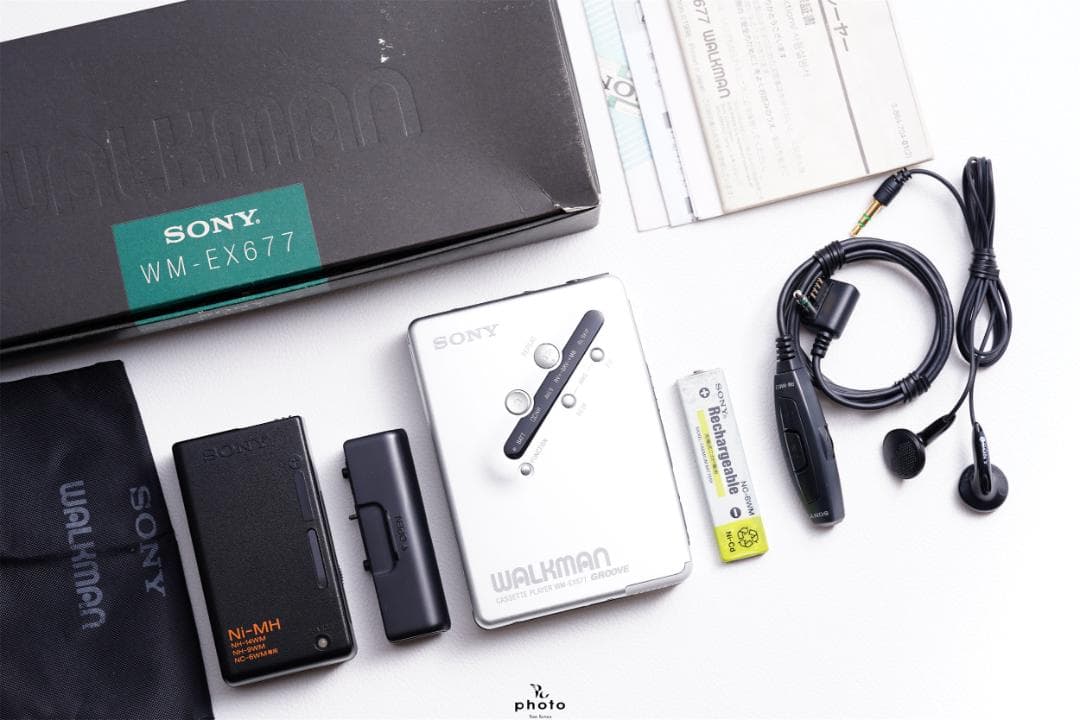 SONY WALKMAN 薄型高音質 カセットウォークマン WM-EX677 S