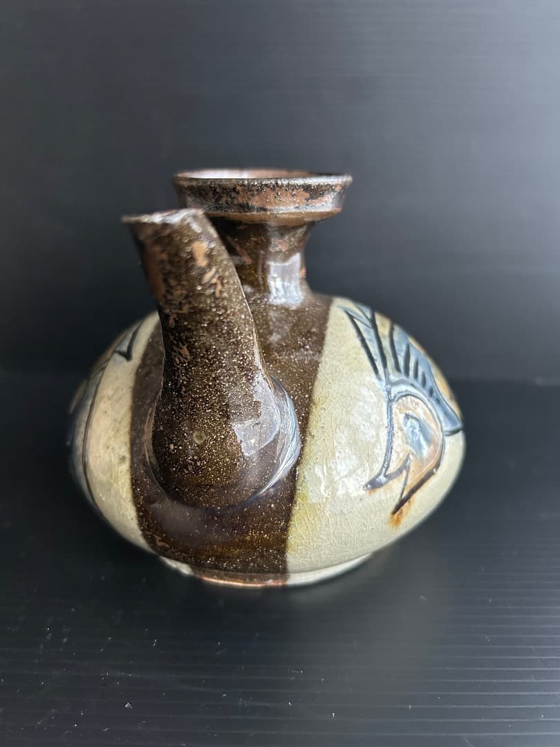 人間国宝 金城次郎作 沖縄壺屋焼 魚文カラカラ