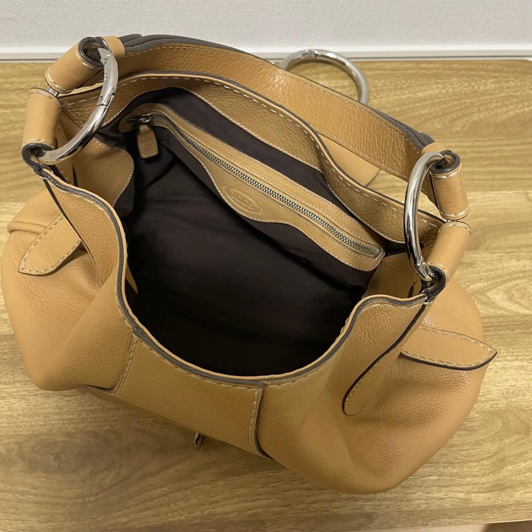 《美品》TOD’S （トッズ）レザー ショルダーバッグ ライトブラウン
