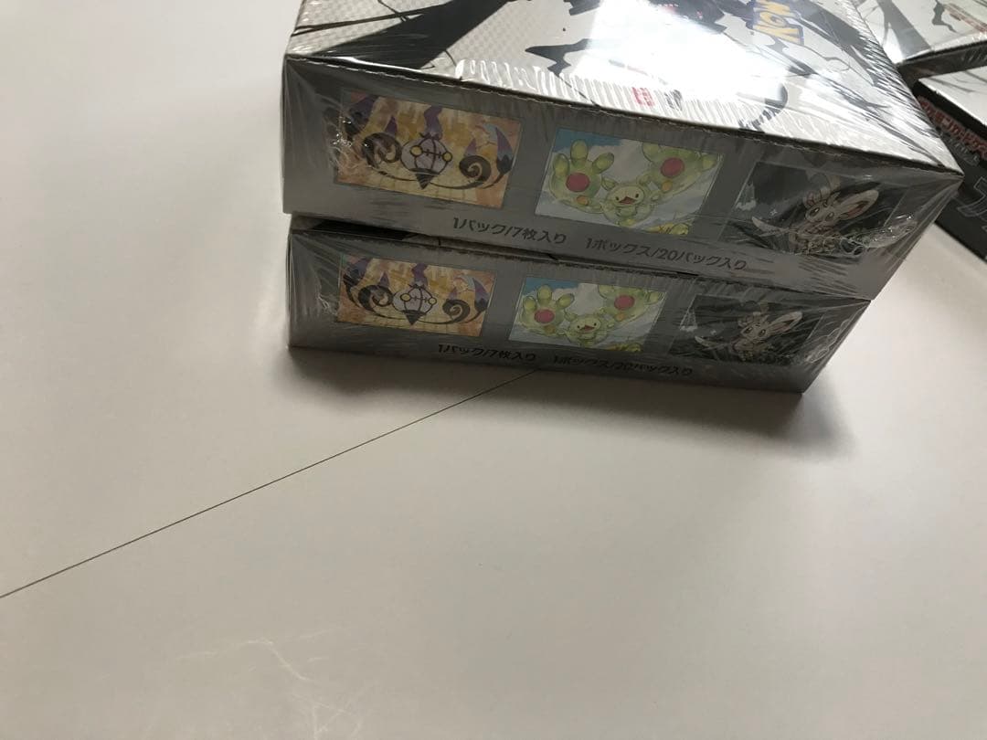 ホワイトフレア4 ブラックボルト4