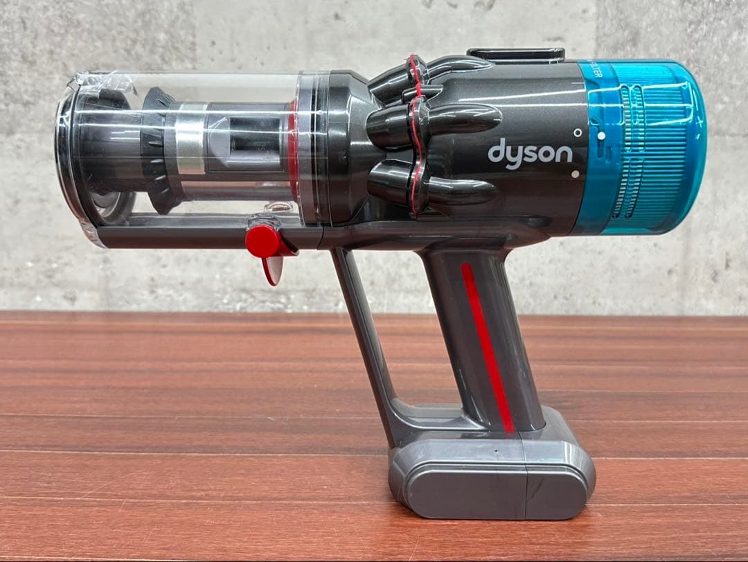 中古美品　ダイソン掃除機　SV21 本体　ダスト　フィルター　純正バッテリー付き