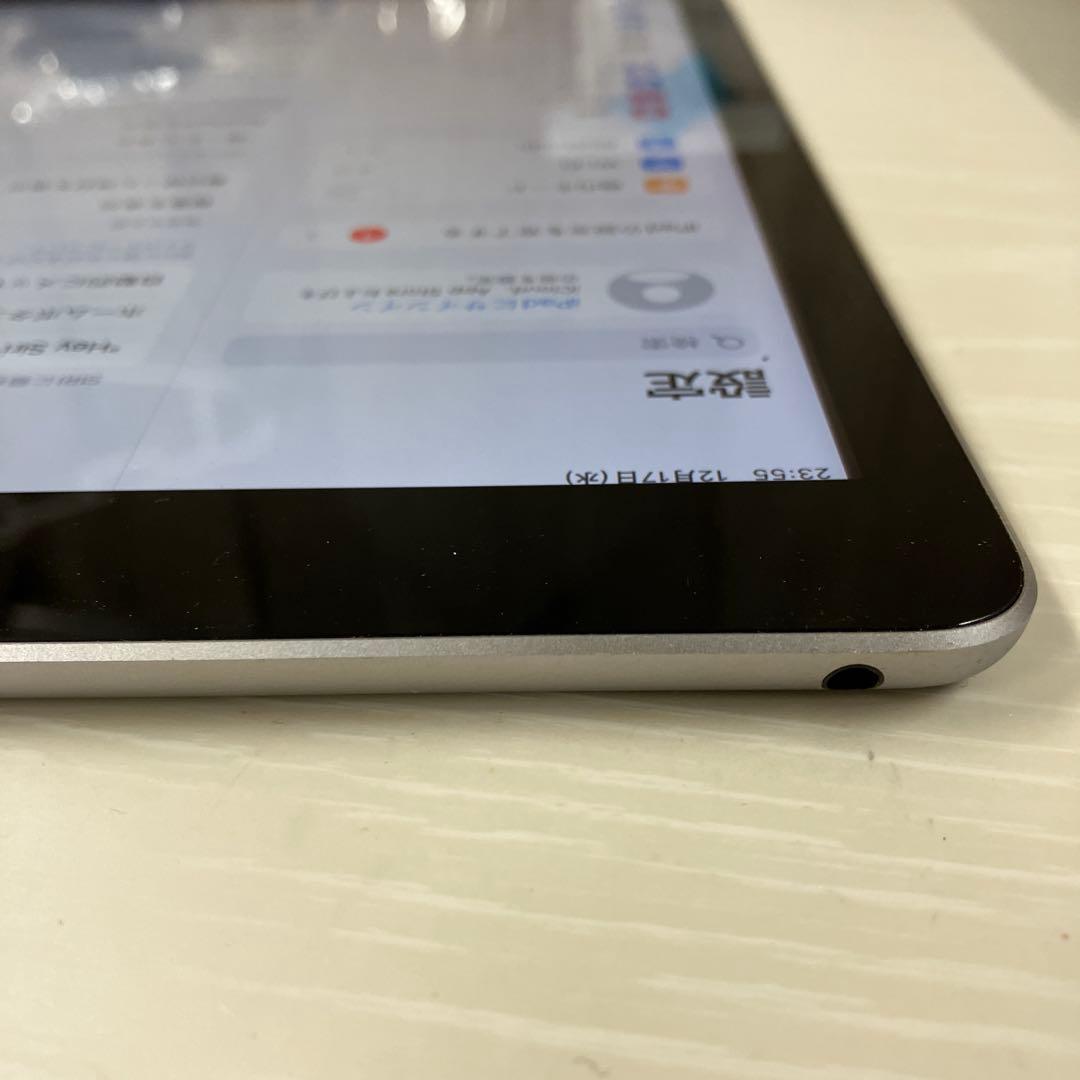 Apple iPad (第5世代) 32GB