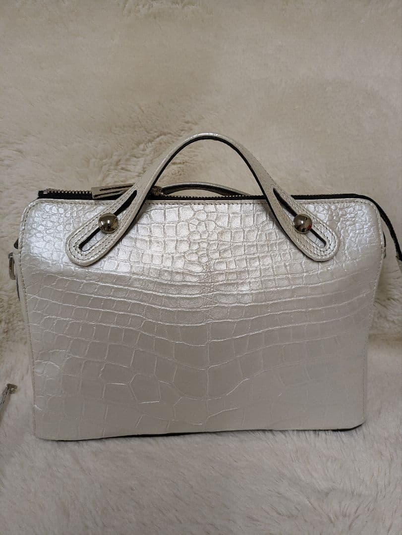 クロコダイル皮革　2wayハンドバッグ