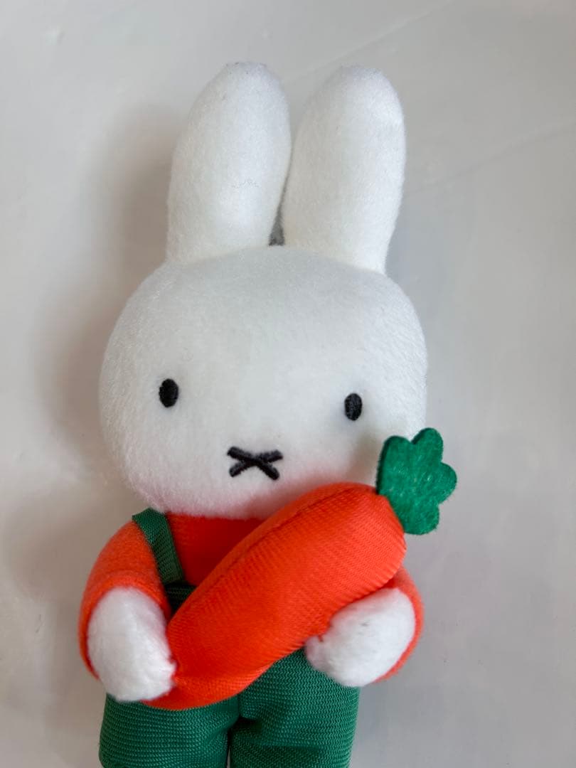 ミッフィー miffy にんじん 人参 マスコット ちょっこりさん 値段交渉可