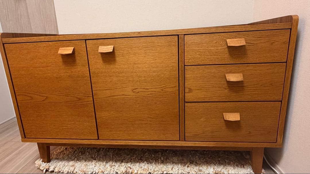 unico （クルト）キャビネット