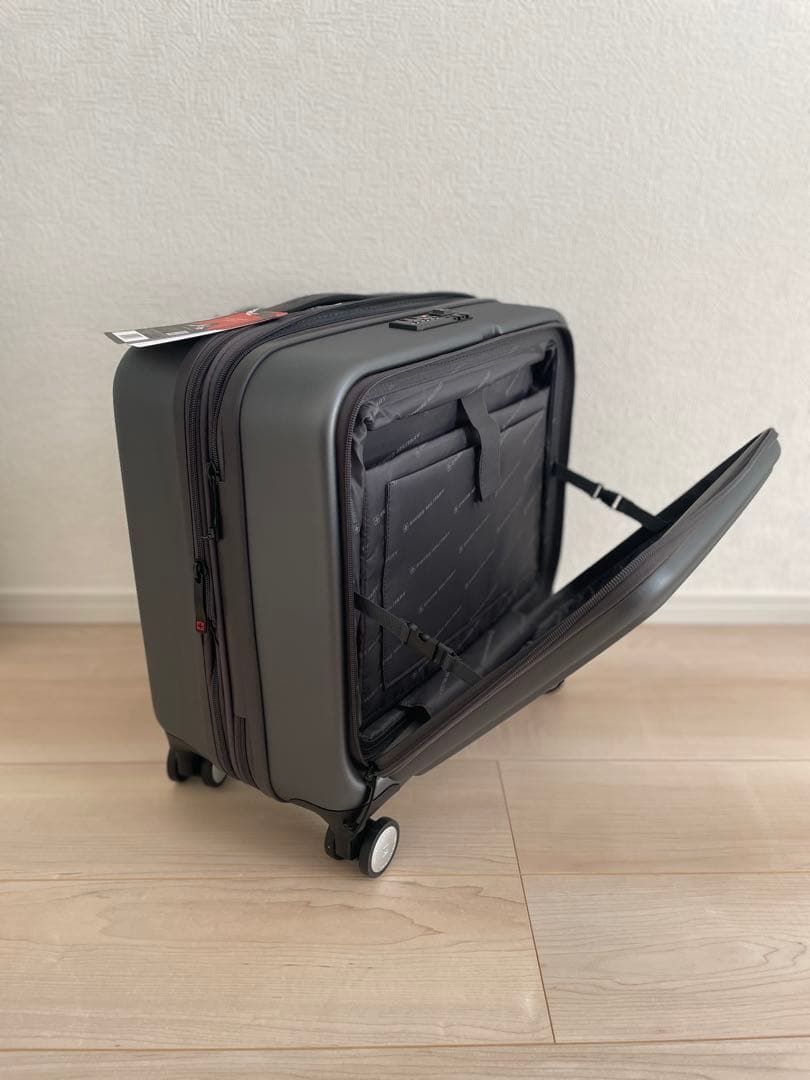 新品 スイスミリタリー SM-C318 キャリーケース スーツケース
