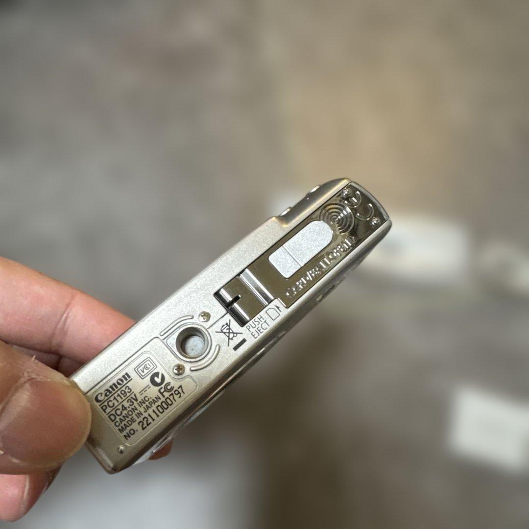 良品 CANON IXY DIGITAL 70 PC1193 デジタルカメラ