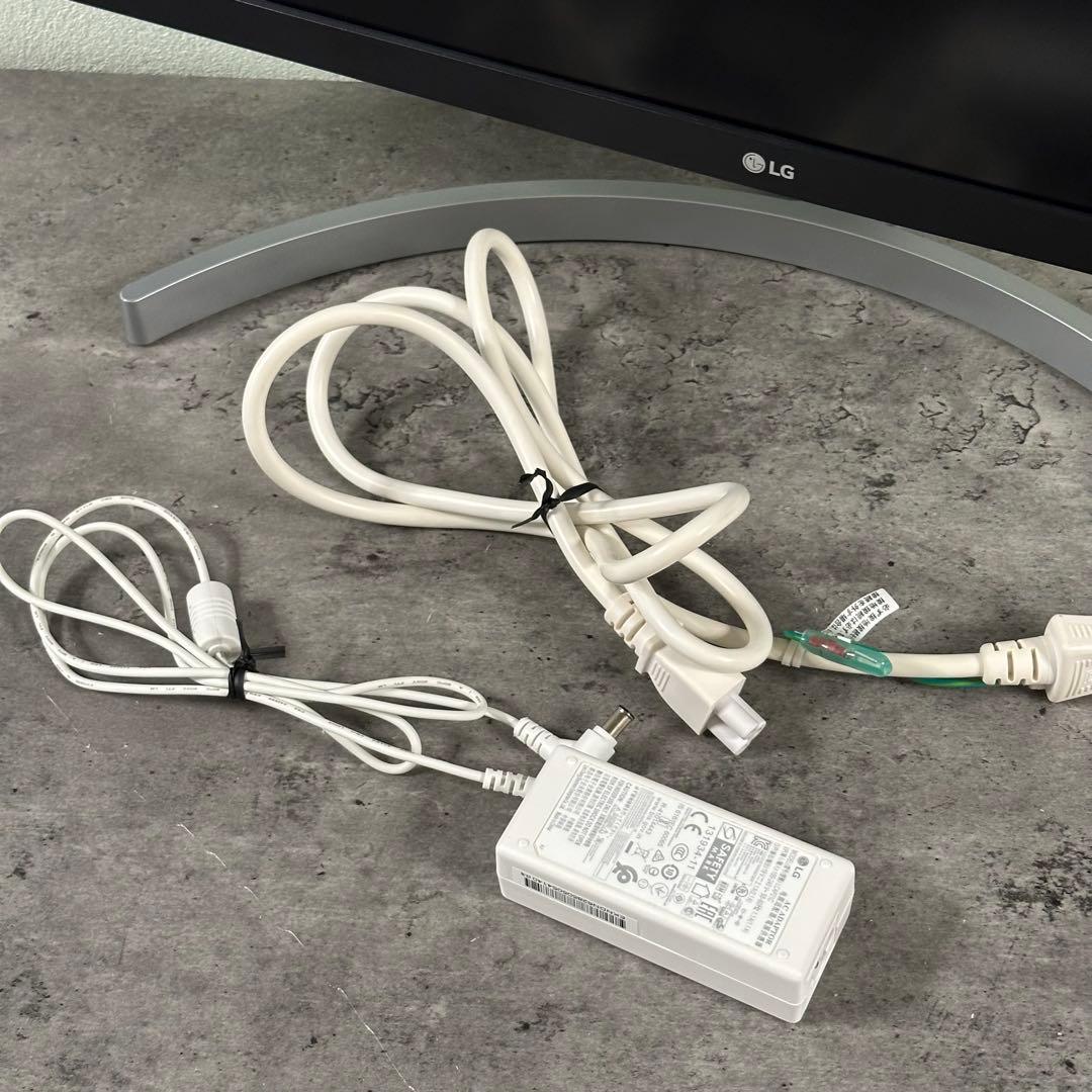 LG 27UL550-W 27型 4K 液晶ディスプレイ HDR対応