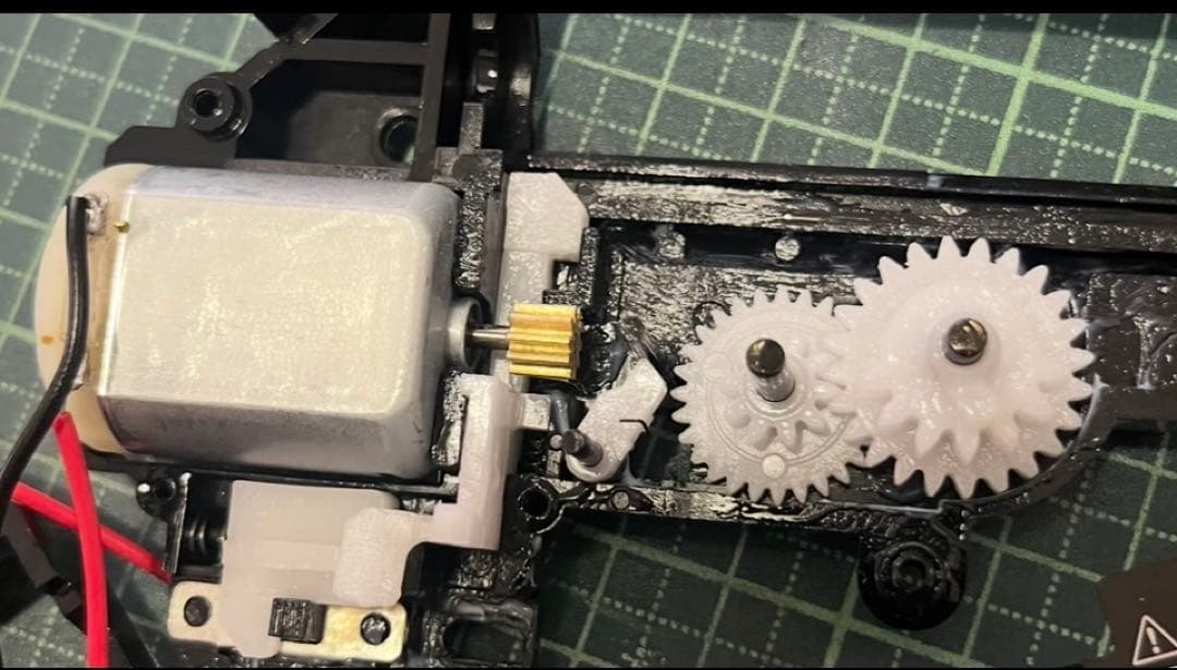 東京マルイ カスタム品　H&K MP5A5 電動ガン　金属ピニオンギア　軽量化