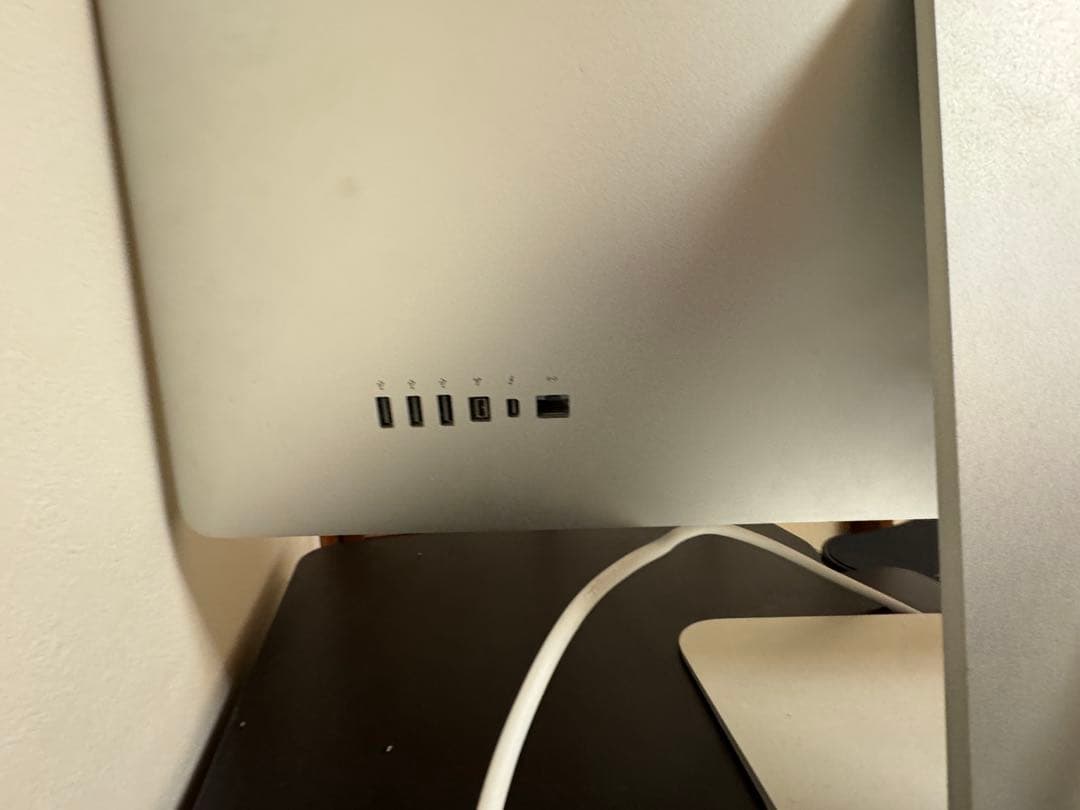 丁寧なたのめる便 サンダーボルトディスプレイ MC914J/B