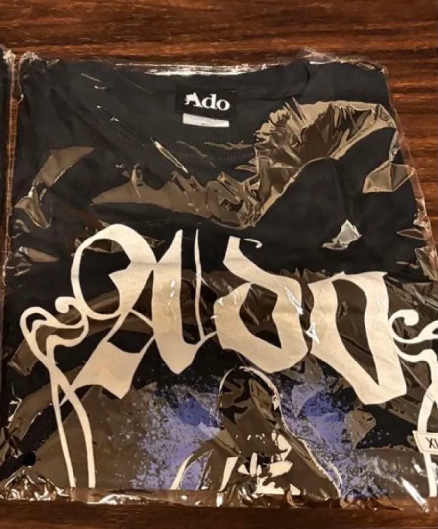 AdoロックなロンT（XL）